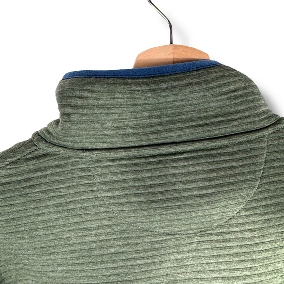 J Crew Factory Authentic Fleece Quilted Knit Pullover, Olive Green, Size Small - Picture 8 of 11